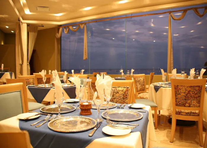 Hotels with pool Royal Solaris Cancun